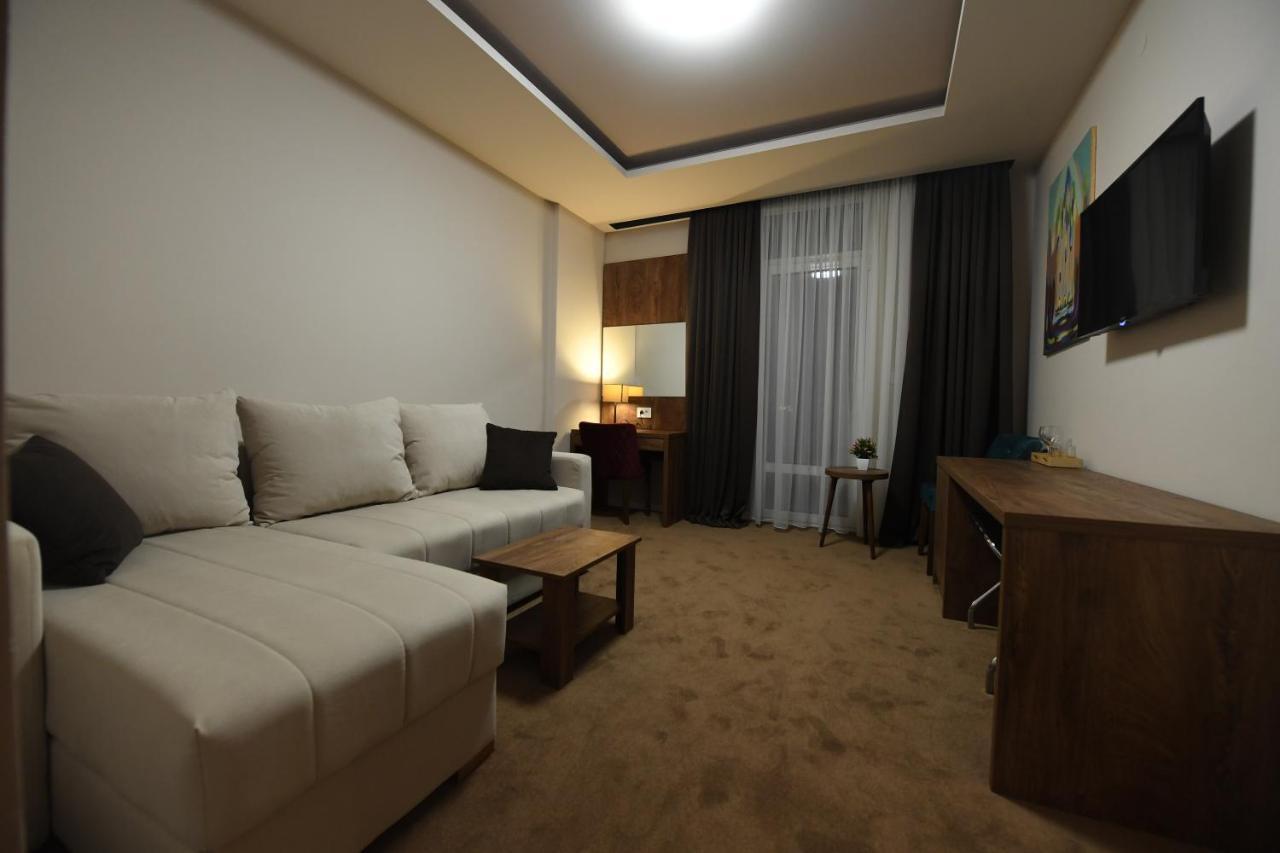 Hammeum Hotel Prokuplje ภายนอก รูปภาพ